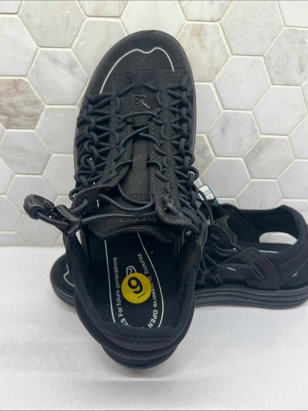 Women's UNEEK II Open-Toe Sneaker Sandal Black Size 9 - Picture 6 of 7